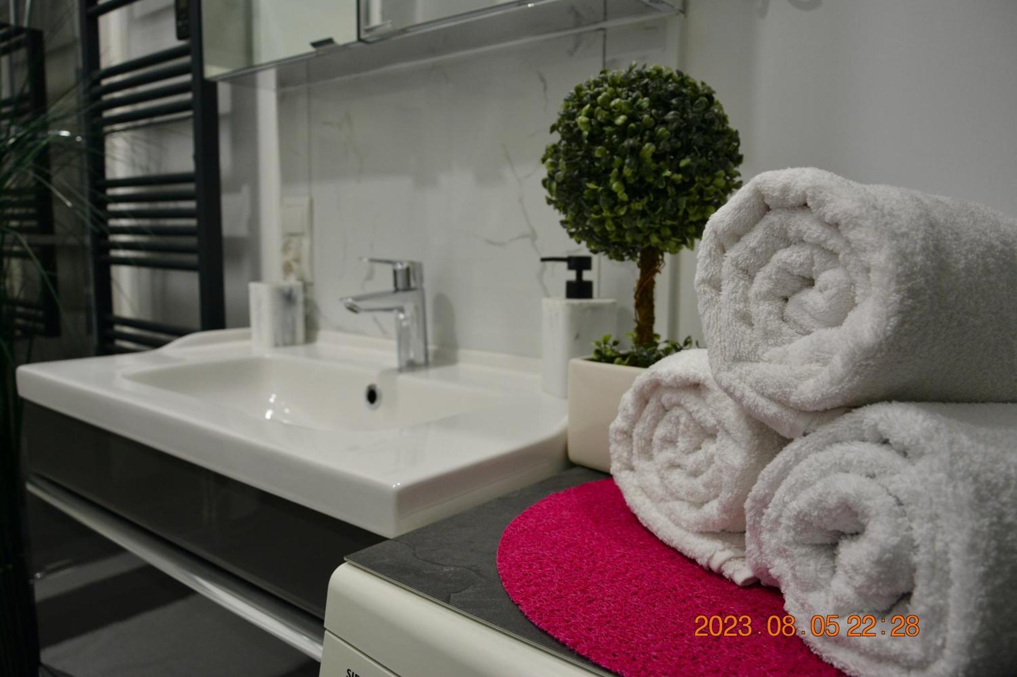 Apartment Near Old Town كراكوفيا المظهر الخارجي الصورة